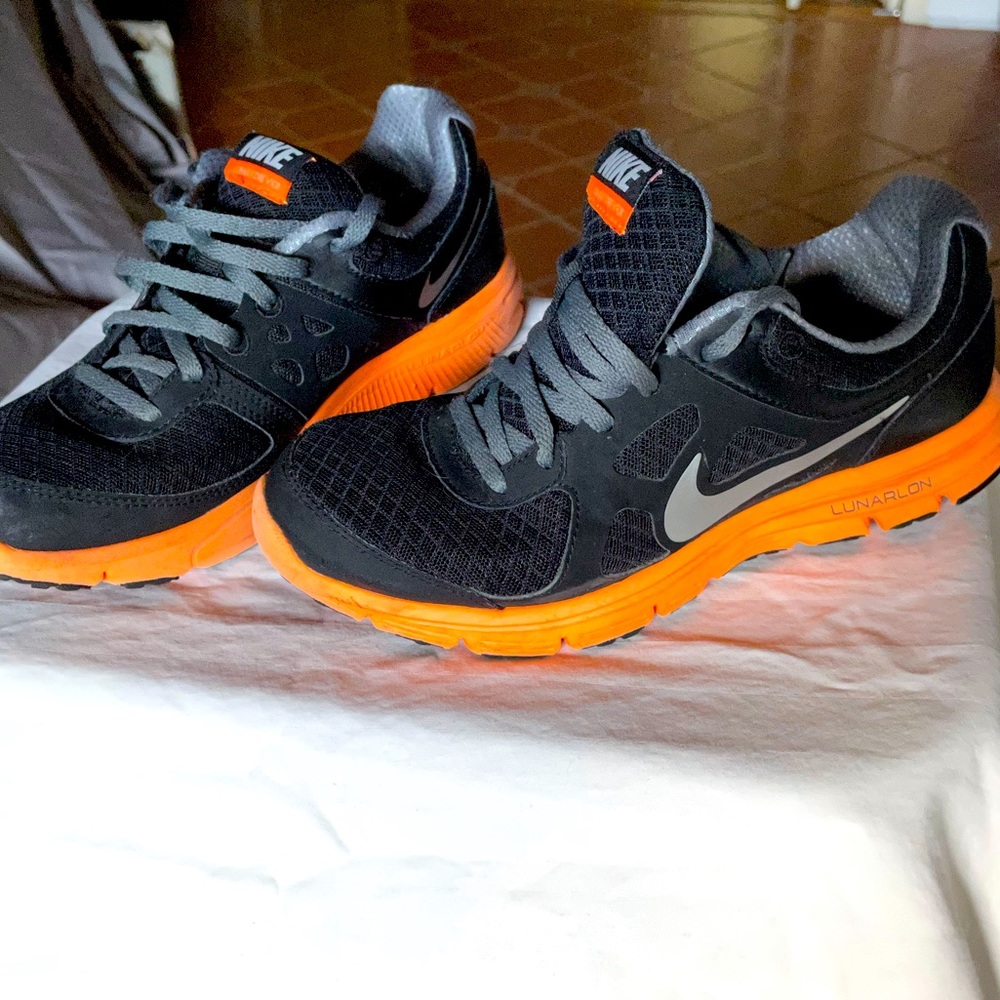 Nike Lunar Forever women’s 7.5/ youth 6